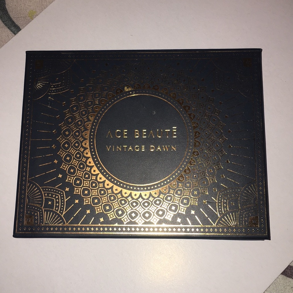 ace beaute vintage dawn eyeshadow pallet